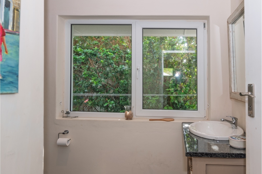 2 Bedroom Property for Sale in Kalk Bay Western Cape